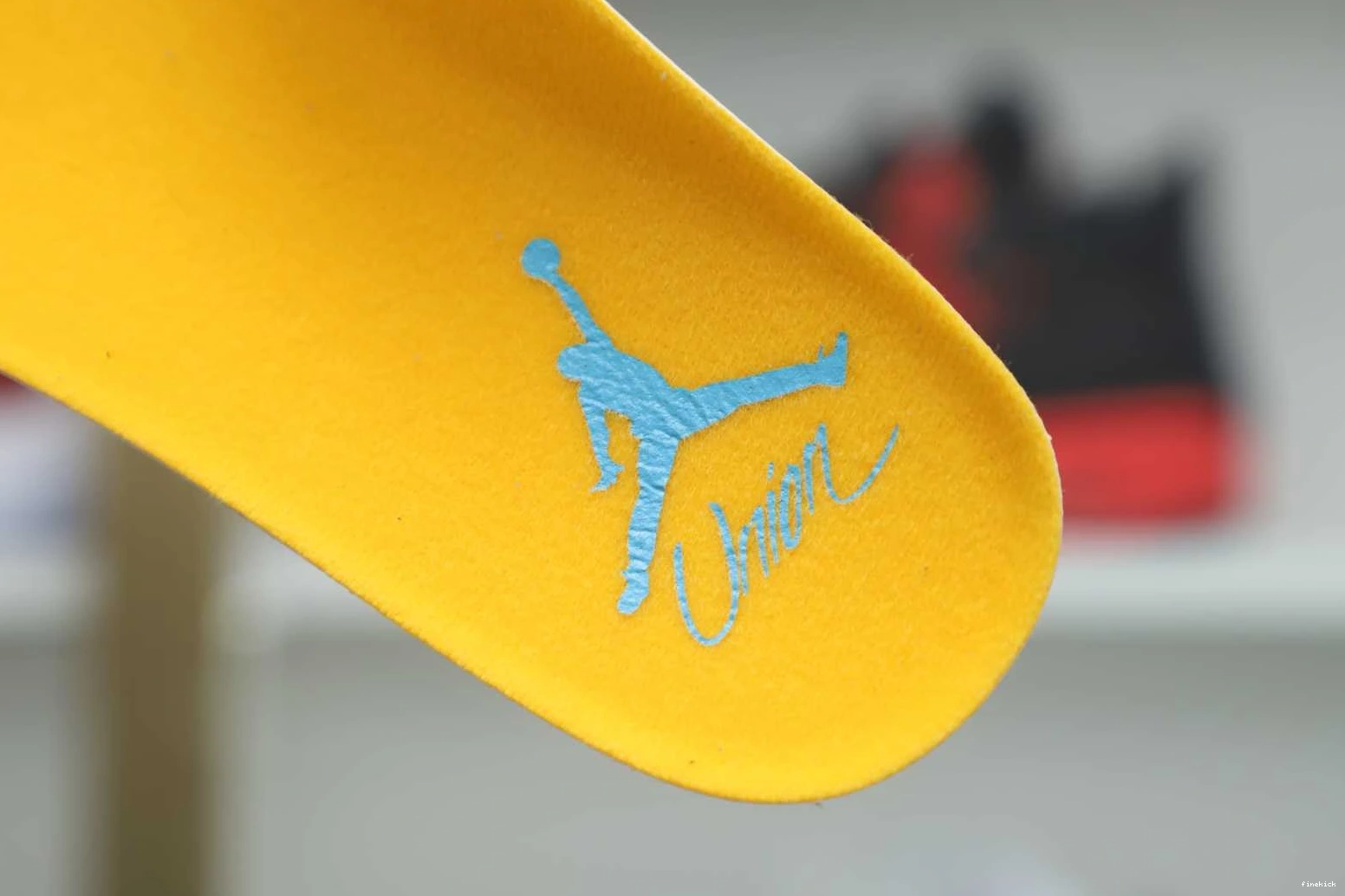 LA HAZE' UNION RETRO 4 X JORDAN 'TAUPE AIR 0720